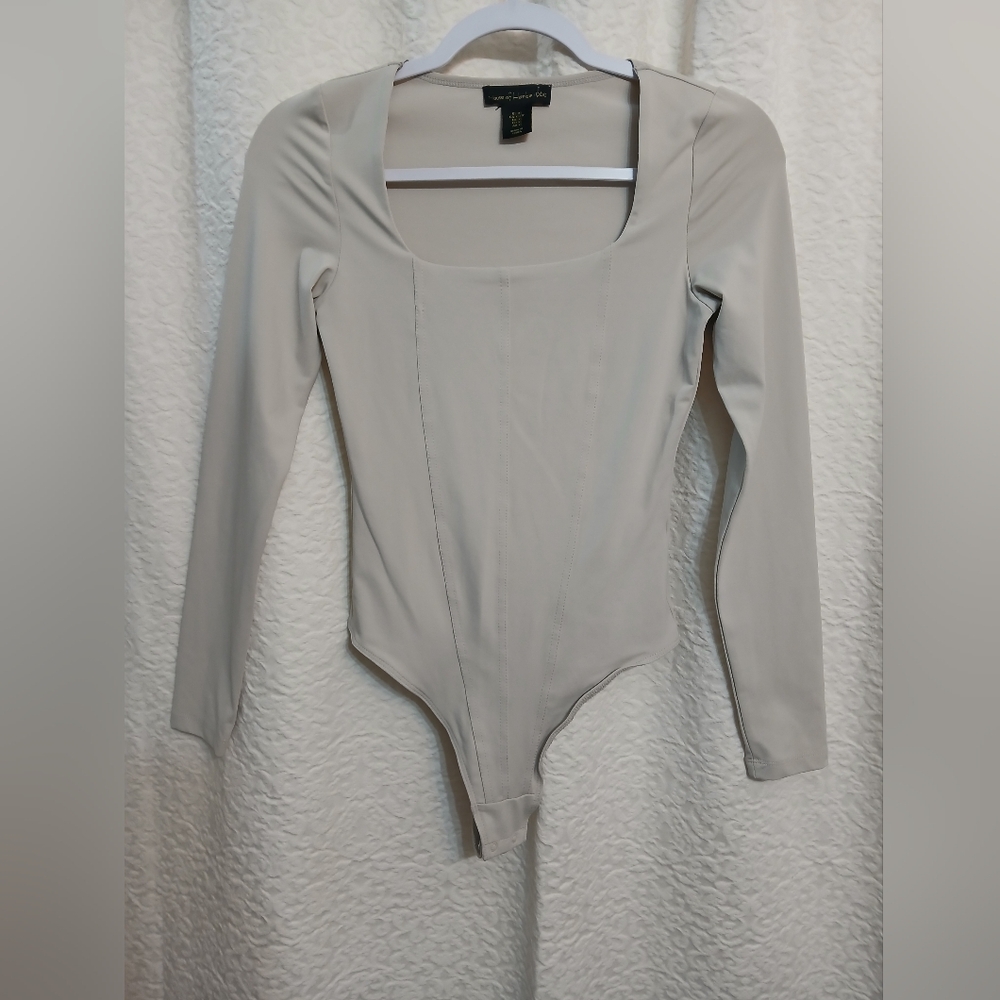 House of Harlow 1960 Cream Bodysuit